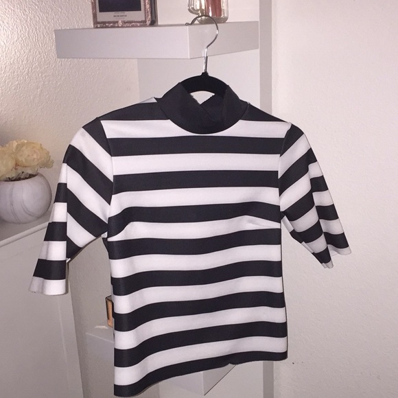 Black and white neoprene shirt - Picture 1 of 1
